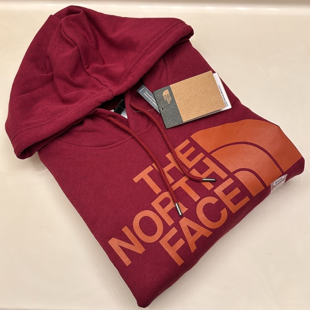 The North Face Men’s Hoodie Pullover